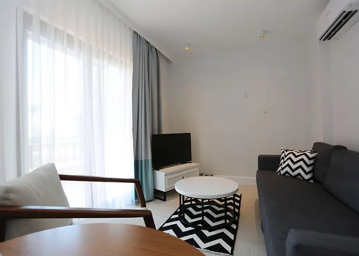 Alp Pinehill اكياكا